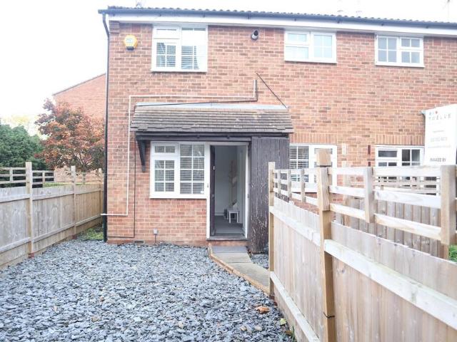 Ashdown Way, Balham, SW12 7TH 1 bed end of terrace house to rent £3,000 pcm £692 pw
