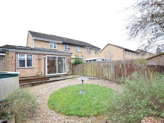 Ashenden Walk, Kent TN2 3 bed end of terrace house to rent £1,700 pcm £392 pw