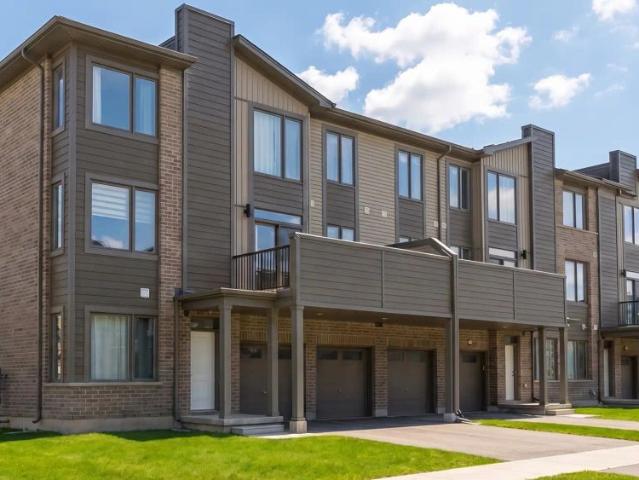 Asher Village Townhomes — Elora End