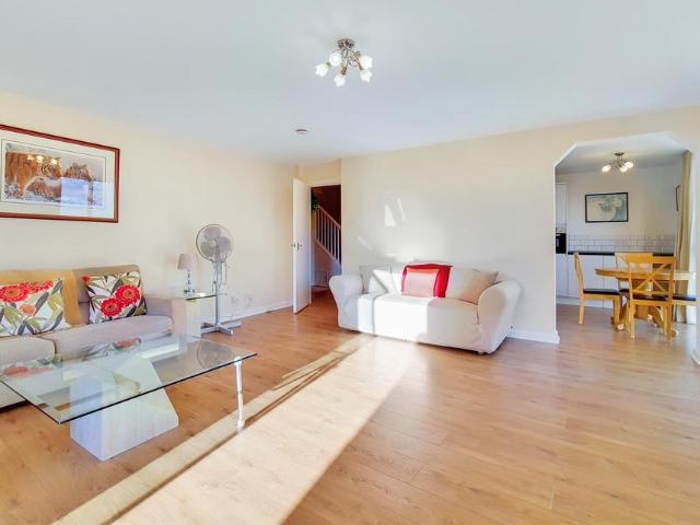 Asher Way 2 bed apartment to rent £3,501 pcm £808 pw