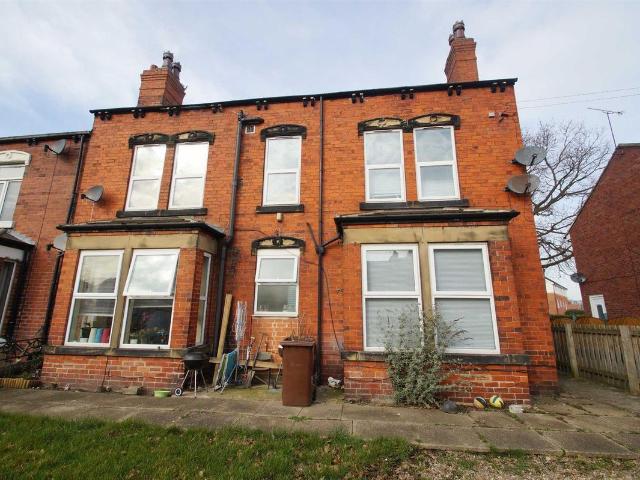 Ashfield Terrace, Leeds LS15, 1 bed flat to rent, £695 pcm | PrimeLocation