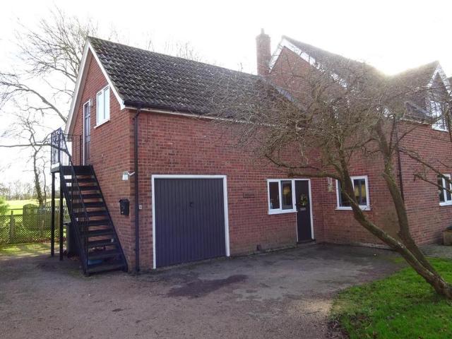 Ashfield Cum Thorpe, Nr Framlingham. 1 bed apartment to rent £800 pcm £185 pw