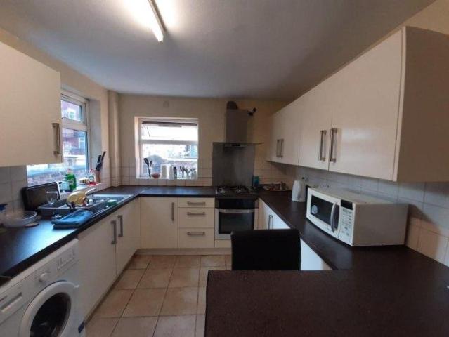 Ashfield Road 4 bed house share to rent £2,608 pcm £602 pw