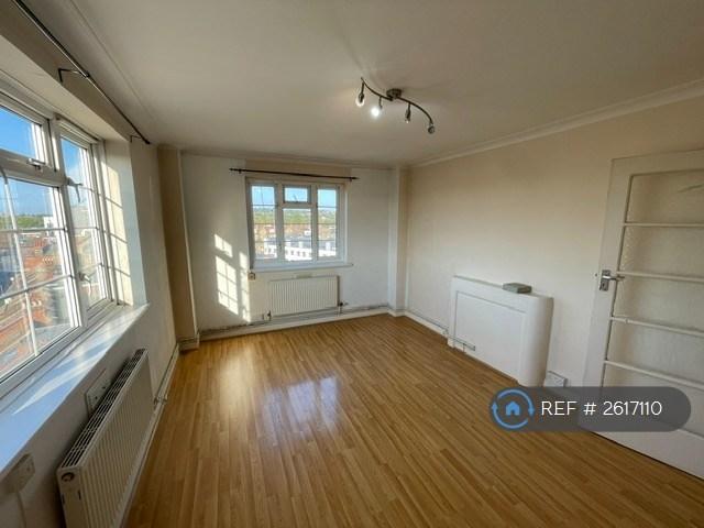Ashford Court, London, NW2 2 bed flat to rent £1,950 pcm £450 pw