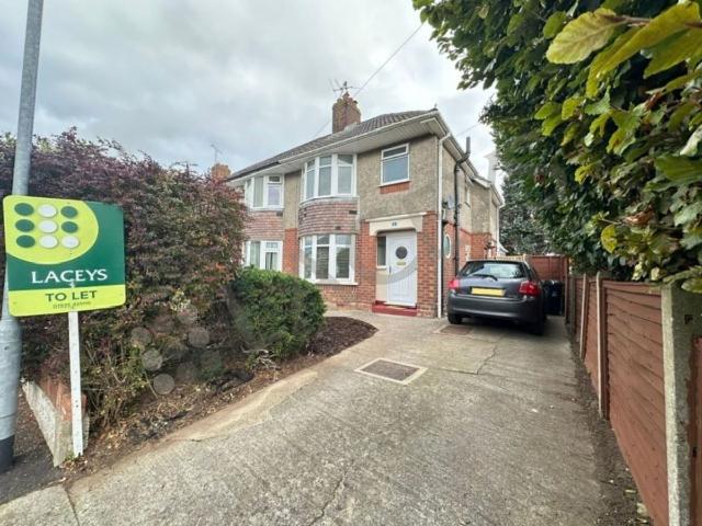 Ashford Grove, Yeovil BA21, 3 bed semi detached house to rent, £1,350 pcm | PrimeLocation