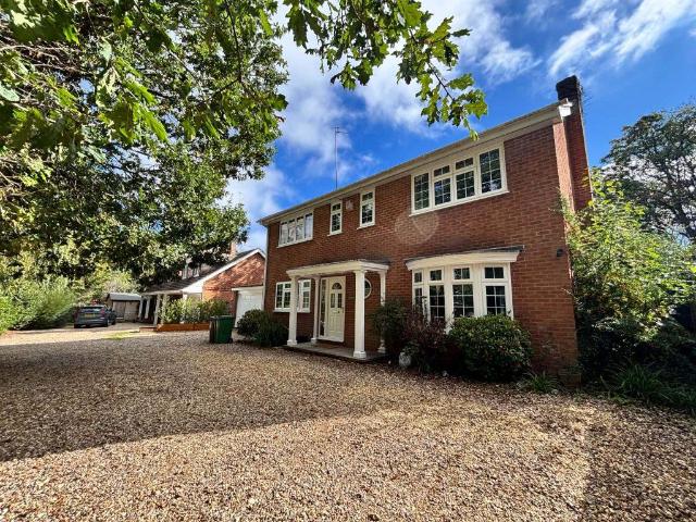 Ashford Hill Road, Thatcham RG19 4 bed detached house to rent £3,200 pcm £738 pw