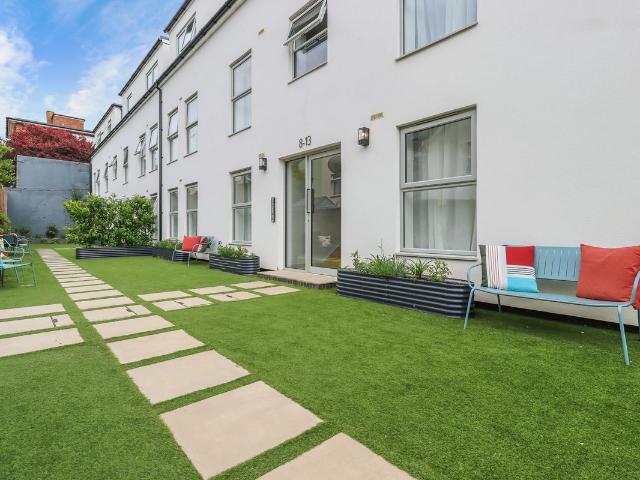 Ashford Road, Eastbourne BN21, 1 bed flat to rent, £1,150 pcm | PrimeLocation