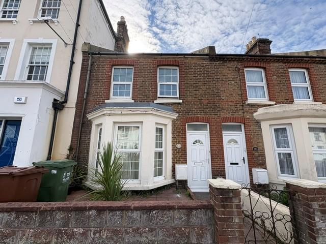 Ashford Road, Eastbourne, BN21 3 bed house to rent £1,400 pcm £323 pw