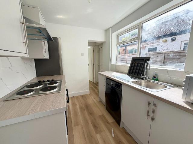 Ashford Street, Stoke On Trent ST4 4 bed terraced house to rent £1,538 pcm £355 pw