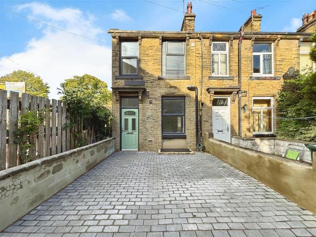 Ashgrove, Eccleshill, Bradford BD2, 1 bed end terrace house to rent, £695 pcm | PrimeLocation