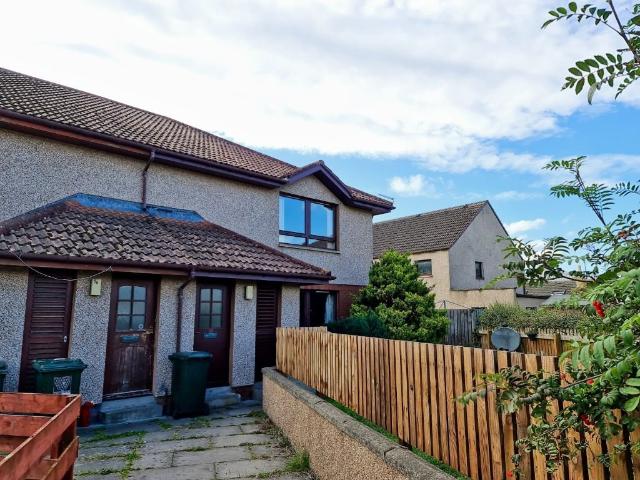 Ashgrove Place, Elgin, Moray IV30, 2 bed flat to rent, £725 pcm | PrimeLocation