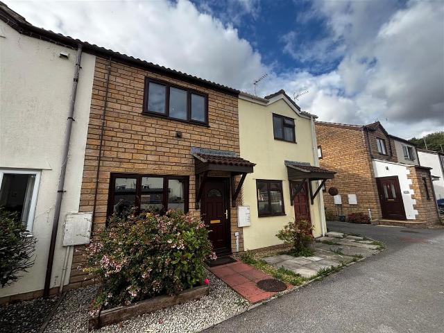 Ashlands Meadow, Crewkerne TA18, 2 bed terraced house to rent, £950 pcm | PrimeLocation