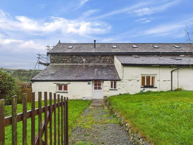 Ashlack Hall, Kirkby in Furness LA17 1 bed semi detached bungalow to rent £775 pcm £179 pw