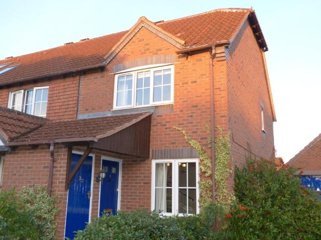 Ashlea Meadow, Bishops Cleeve 2 bed end of terrace house to rent £1,150 pcm £265 pw