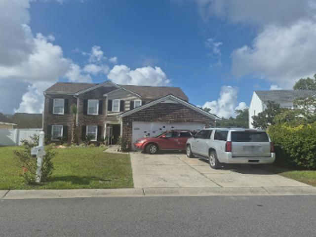 Ashleaf Dr