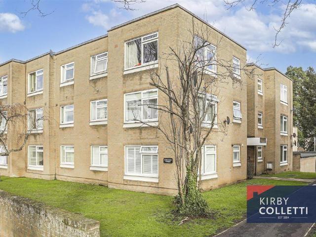 Ashleigh Court, Rawdon Drive, Hoddesdon 1 bed flat to rent £1,150 pcm £265 pw