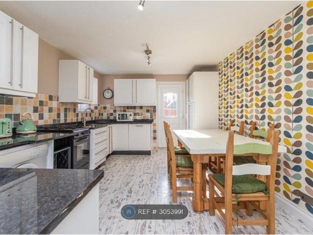Ashleigh Grove, West Jesmond, Newcastle Upon Tyne NE2, 2 bed flat to rent, £1,100 pcm | PrimeLocation
