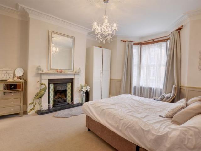 Ashleigh Grove, Newcastle Upon Tyne NE2, 2 bed flat to rent, £1,400 pcm | PrimeLocation