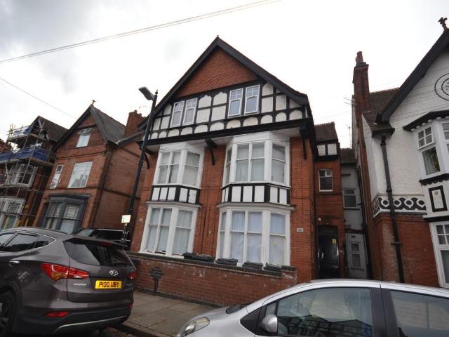 Ashleigh Road, Leicester LE3 Studio to rent £495 pcm £114 pw