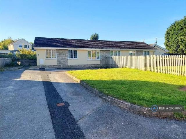 Ashley Court, Swansea, SA4 2 bed bungalow to rent £800 pcm £185 pw