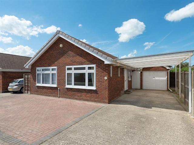 Ashley Drive, Seasalter, Whitstable CT5, 3 bed detached bungalow to rent, £1,650 pcm | PrimeLocation