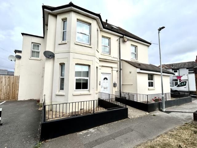 Ashley Road, Boscombe 1 bed flat to rent £825 pcm £190 pw
