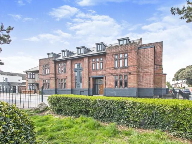 Ashley Road, Bournemouth BH1, 2 bed flat to rent, £1,150 pcm | PrimeLocation