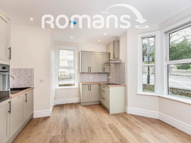 Ashley Terrace, Bath, BA1 1 bed flat to rent £1,400 pcm £323 pw