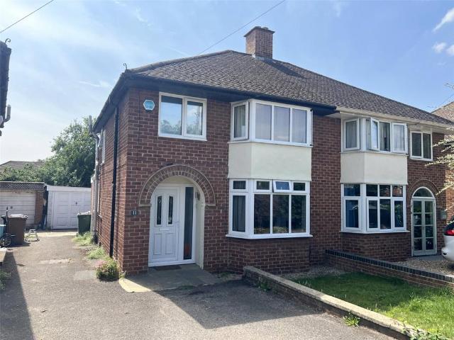 Ashlong Road, Headington, Oxford, OX3 3 bed semi detached house to rent £2,100 pcm £485 pw