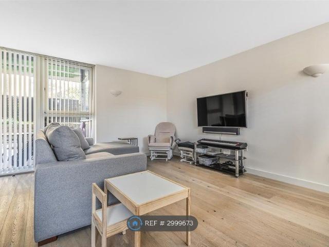 Ashmore Road, London SE18, 2 bed terraced house to rent, £1,700 pcm | PrimeLocation