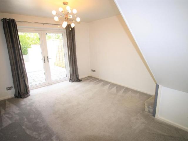 Ashmores Close, Redditch