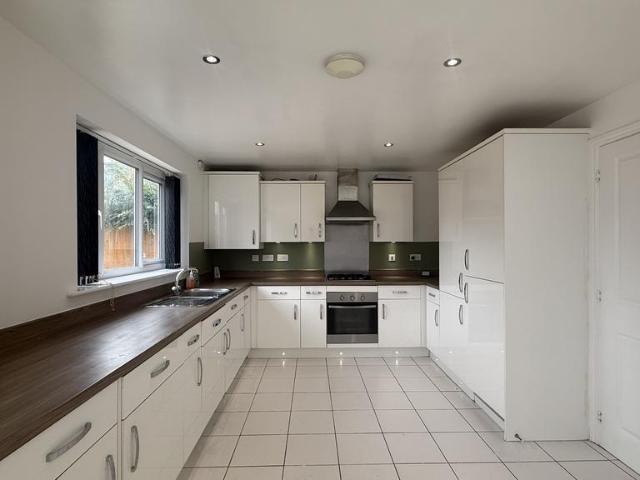 Ashover Croft, Waverley, ROTHERHAM 4 bed detached house to rent £1,450 pcm £335 pw
