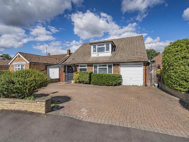 Ashridge Drive, Bricket Wood, St. Albans AL2, 4 bed detached house to rent, £4,000 pcm | PrimeLocation