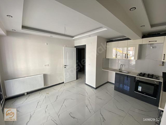 ASİL EMLAKtan MURADİYE MAHsinde 2+1 KİRALIK DAİRE