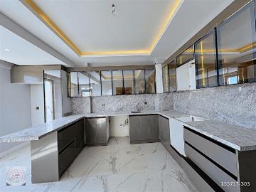 ASİLDEN AKYURTUN EMSALSİZ 170m2 ARA KAT GÜNEY 3+1 LÜX 3+1 DAİRE