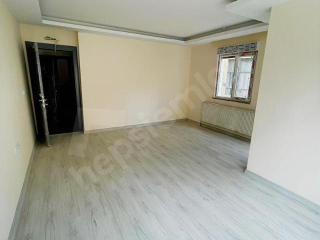 ASİL'DEN CEVİZLİ MERKEZDE E.BANYOLU MASRAFSIZ NET 90M2 2+1