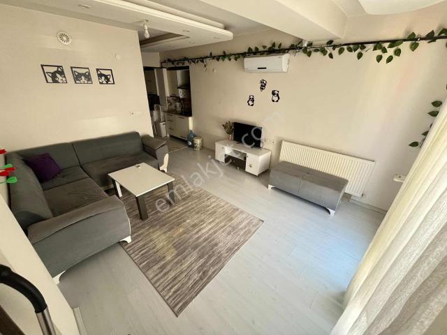 Asil Emlak'tan Muradiye'de 1+1 Eşyalı,klimalı Daire