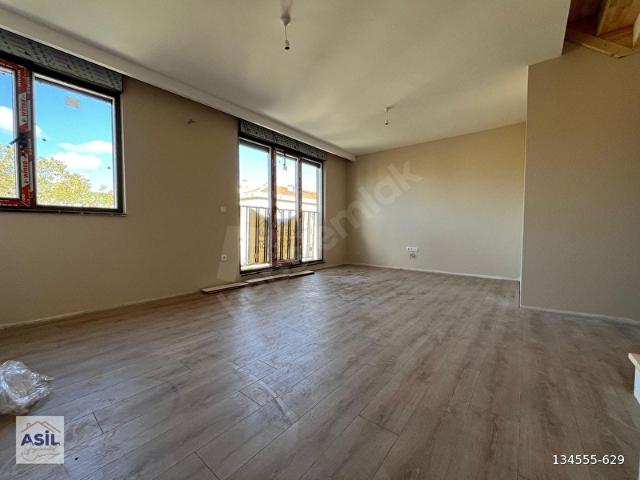 Asil'den Küçükyalı Mektep Cd. Üzeri Sıfır Net 100 m2 3+1 Dubleks