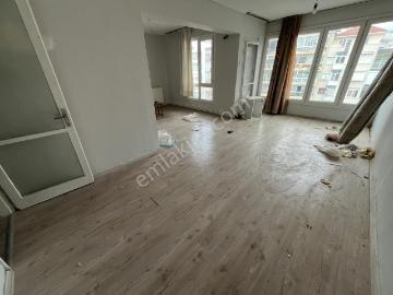 Asil'den Üçkuyularda Cadde Üzeri 3+1 Arakat Asansörlü Daire