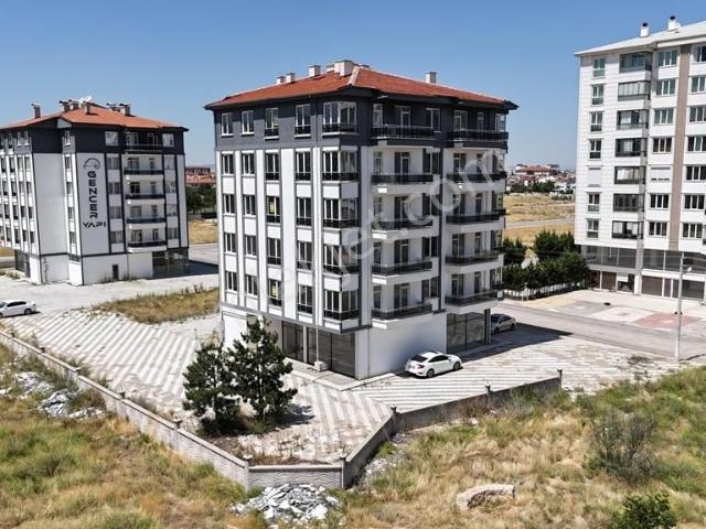 Askeri Fabrika Yanında Kat Seçenekli Sıfır arakat G b Cephe 3+1