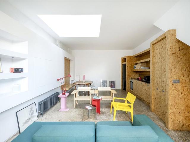 Askew Road, London, W12 2 bed apartment to rent £3,683 pcm £850 pw