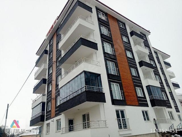 ASLI EMLAK'TAN SIFIR 4+1 DAİRE.