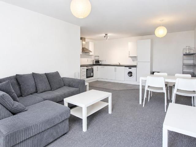 Aspect, Leeds LS2, 2 bed flat to rent, £1,250 pcm | PrimeLocation