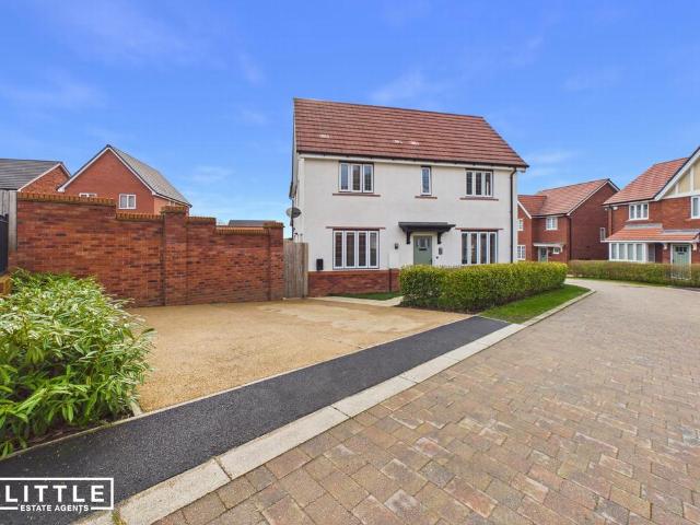 Aspen Close, Whiston, L35 3 bed detached house to rent £1,400 pcm £323 pw