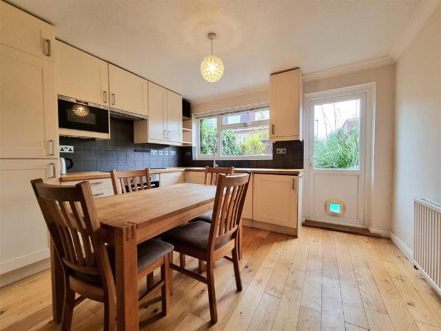 Aspen Close, Ealing 2 bed terraced house to rent £1,995 pcm £460 pw