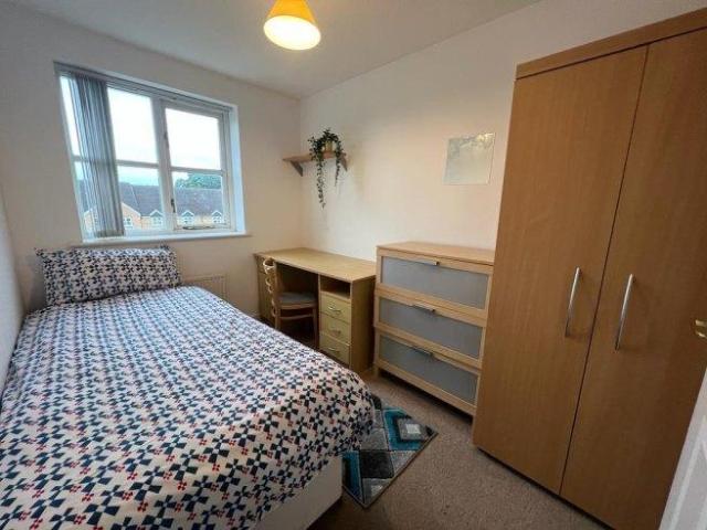 Aspen Grove 8 bed house share to rent £4,800 pcm £1,108 pw