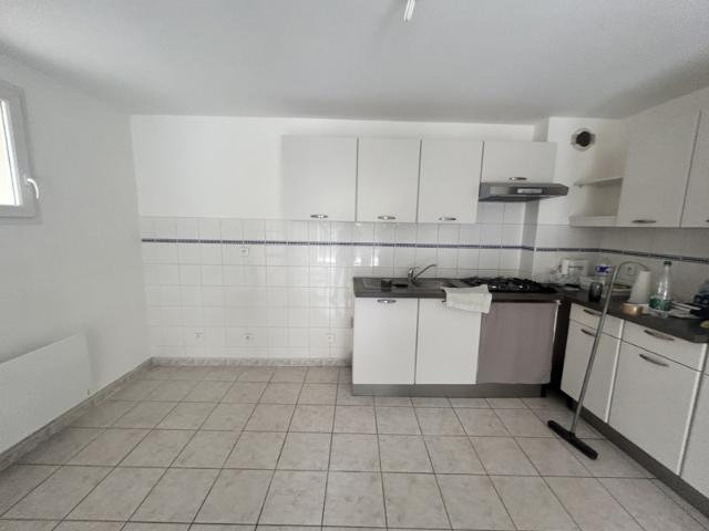 ASPERES Appartement T3 en duplex de 55.32m2 avec terrasse