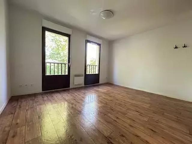 Aspin en Lavedan 65100 Location appartement 1 pièce t1 parking