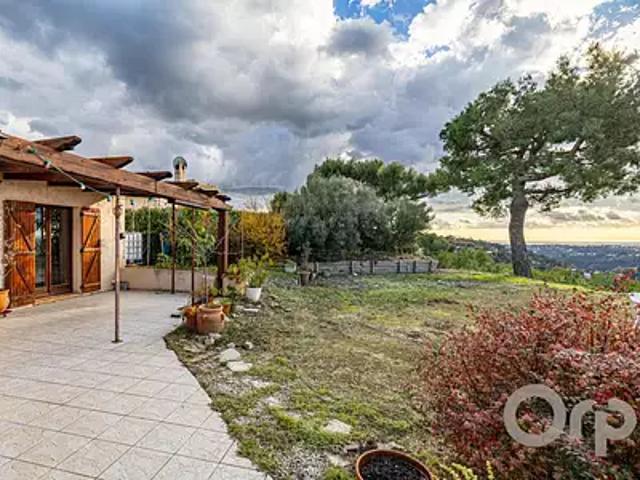 Aspremont 06790 Achat / Vente maison 6 pièces t6 jardin terrasse