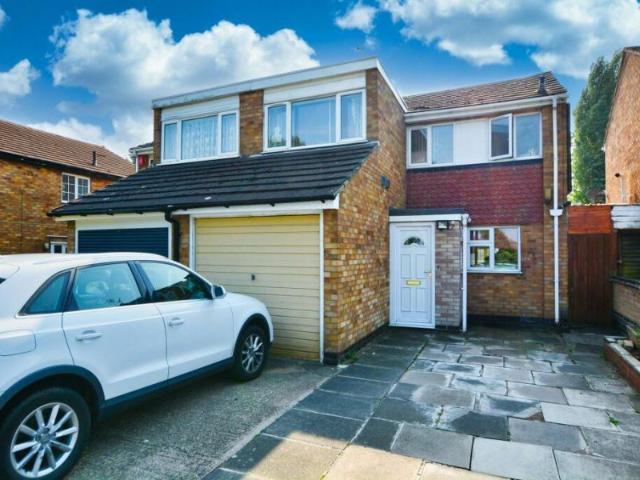 Asquith Boulevard, Leicester LE2, 3 bed semi detached house to rent, £1,150 pcm | PrimeLocation